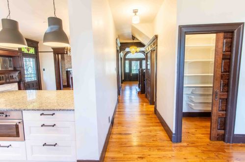 829 Braddock Ave, Pittsburgh PA 15221-3421 exterior