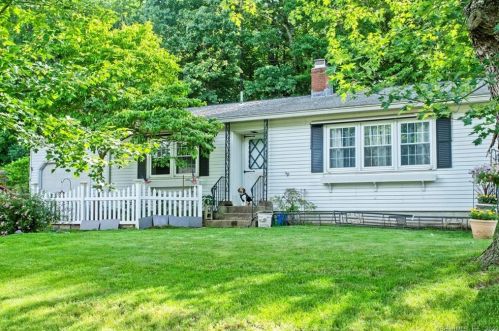 56 Cornell Dr, Enfield, CT 06082-4210