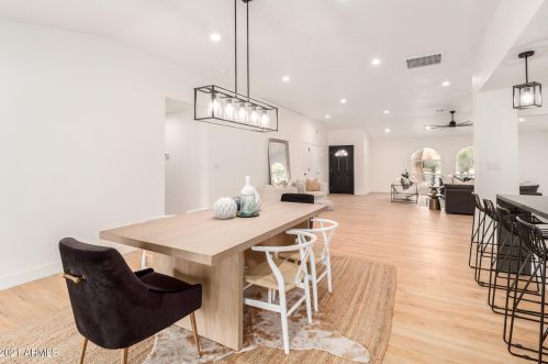 500 Aspen Dr, Chandler AZ  85226-2718 exterior