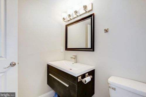 5536 30 Pl, Washington DC 20015-1209 exterior