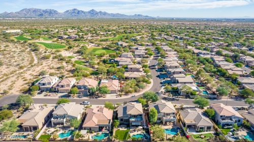 23002 52nd St, Phoenix AZ 85018-4402 exterior