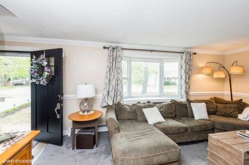 86 Mnr Rd, Concord NH 03303-1901 exterior