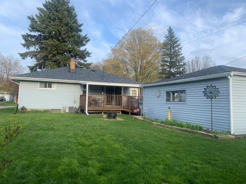 4207 55th St, Milwaukee, WI 53220-3114