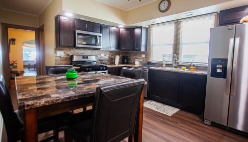 10107 State St, Chicago IL 60628-2031 exterior