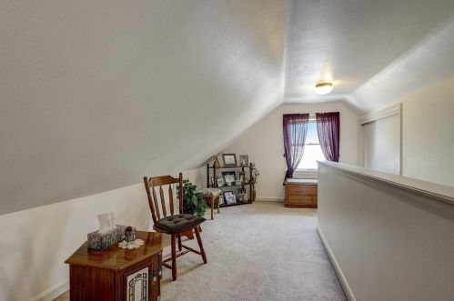 7101 Stuth Pl, Milwaukee WI 53219-1952 exterior