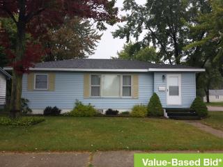 1661 Burton Rd, Meskegon, MI 49442-6005