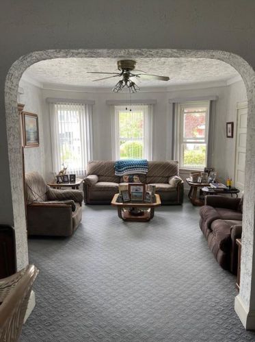 454 Winter St, Woonsocket RI 02895-1176 exterior