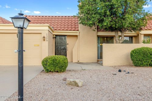 1350 Abrego Dr, Green Valley, AZ 85614-3639