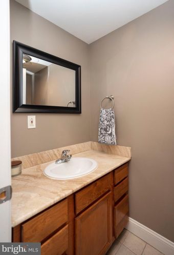 875 Lawrence St, Philadelphia PA 19120-4126 exterior