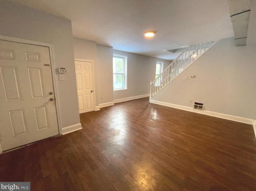 775 Front St, Philadelphia, PA 19147-3524