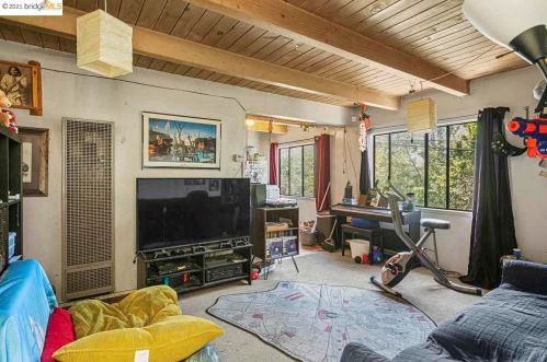 2030 Essex St, Berkeley CA 94703-2562 exterior