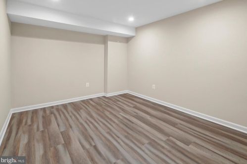 4559 Sawgrass Ct, Alexandria VA  22312-3152 exterior