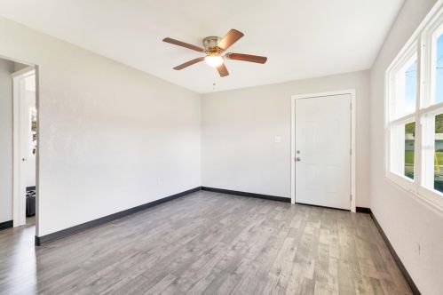 207 Lee Ave, Orlando FL  32805-1630 exterior