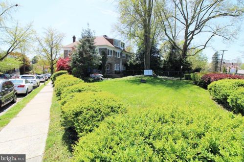 352 Johnson St, Philadelphia PA 19138-1110 exterior