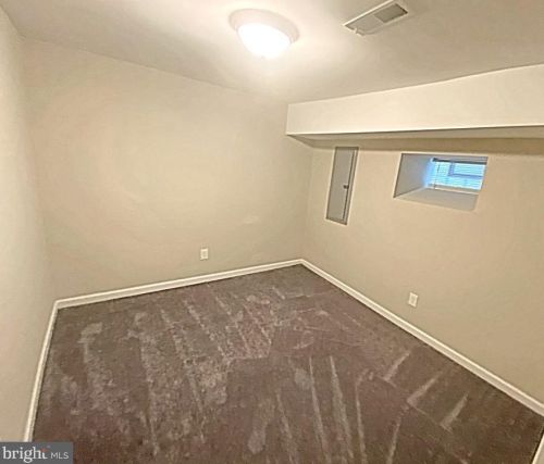 6731 Limekiln Pike, Philadelphia PA 19138-3129 exterior