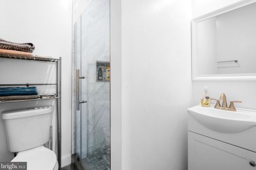 1725 Marshall St, Philadelphia PA 19120-0037 exterior