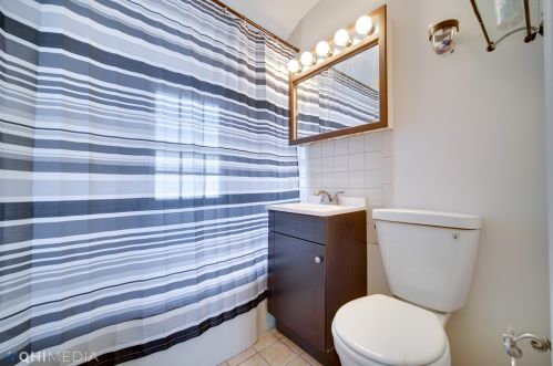 2009 25th Ave, Broadview IL 60155-2827 exterior