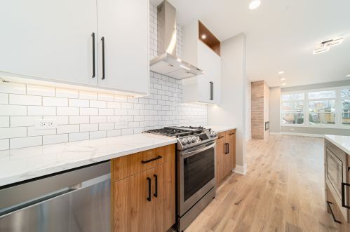 3842 108th Pl, Chicago IL  60655-3945 exterior