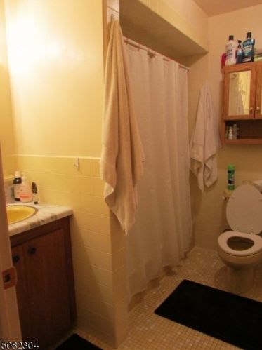 12 Carpenter Pl, Cranford NJ 07016-2539 exterior