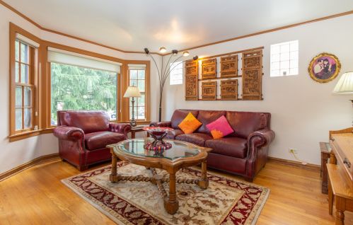 3046 77th Ave, Chicago, IL 60707-1109