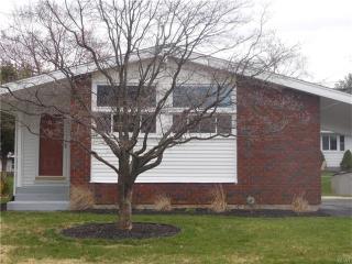 1572 Kadel Dr, Bethlehem PA  18018-1812 exterior