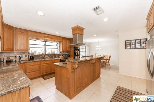 309 Rolling Oaks Ln, San Antonio TX 78253-5354 exterior