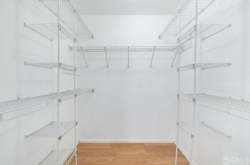 124 Exeter Ct, Piscataway NJ  08854-2178 exterior