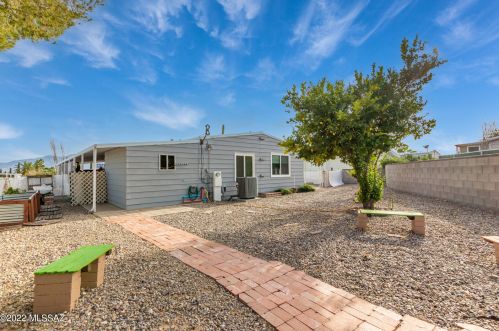 108 Mora Dr, Green Valley AZ 85614-4318 exterior