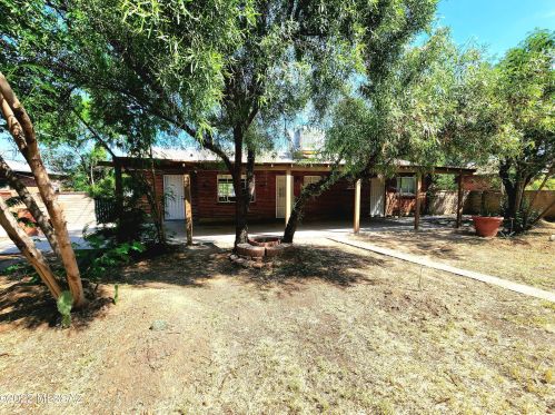 4814 Helen St, Tucson AZ 85719-4423 exterior