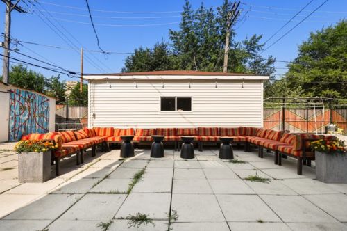 520 Kedzie Ave, Chicago IL 60652-1914 exterior