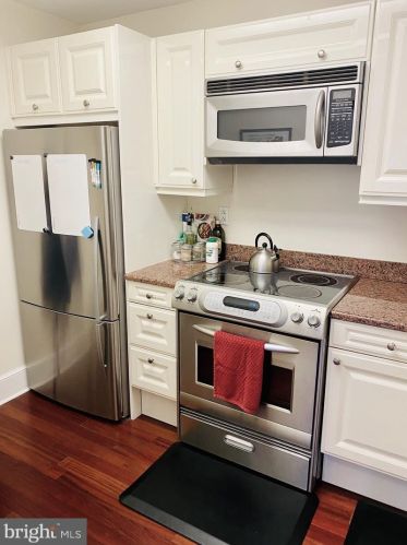 1500 Chestnut St, Philadelphia PA  19102-2737 exterior