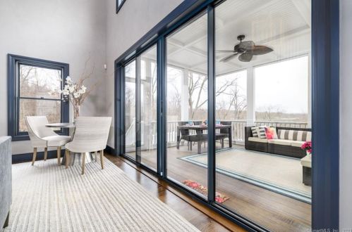 10 Woodway Ln, Wilton CT 06897-4730 exterior