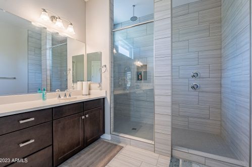 8603 16 Dr, Phoenix AZ 85041 exterior