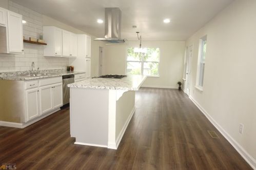 6161 Edward St, Atlanta, GA 30340-1656