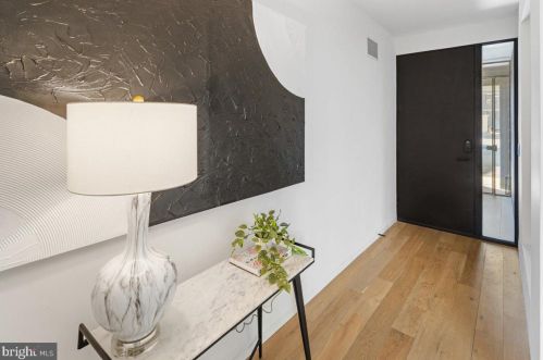 1355 Kater St, Philadelphia PA 19147-1817 exterior