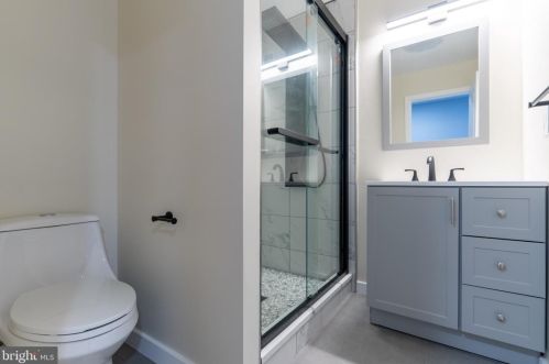 2010 23 St, Philadelphia PA 19145-2704 exterior