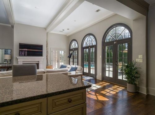 4625 Ml Brk Dr, Atlanta GA 30327 exterior