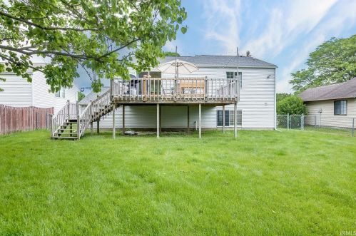 607 17 St, Mishawaka IN 46544-5644 exterior