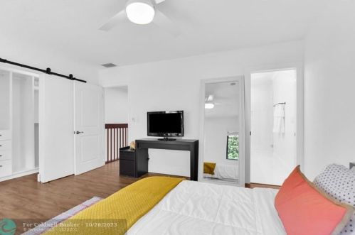 1330 13 St, Boca Raton FL 33486-5323 exterior