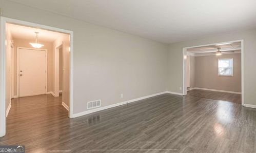 4335 Greenleaf Rd, Atlanta GA exterior