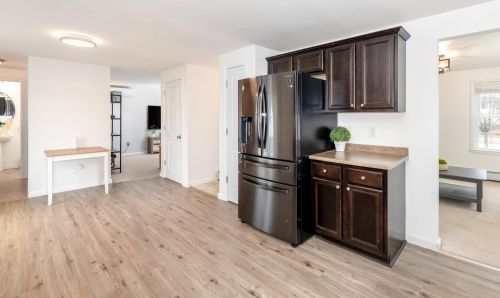 24 Amy Way, Concord NH  03303-1045 exterior