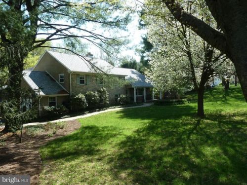 532 Painter Rd, Media, PA 19063-4425