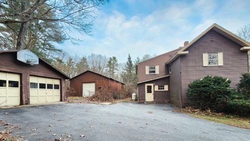 34 Stickney Hill Rd, Concord, NH 03301-8309