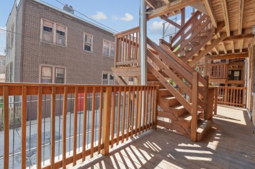 2102 Montrose Ave, Chicago IL  60618-1780 exterior