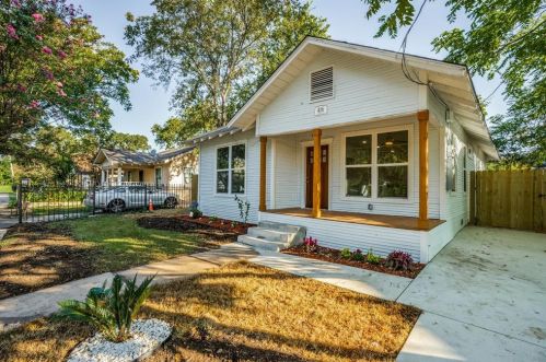 416 Graham Ave, Dallas, TX 75223-1818