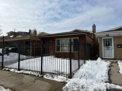 9146 Jeffery Ave, Chicago, IL 60617-3754