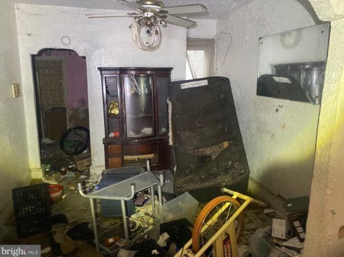 2425 Firth St, Philadelphia PA 19125-1316 exterior