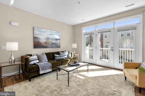 2509 Bowen Rd, Washington, DC 20020-6606