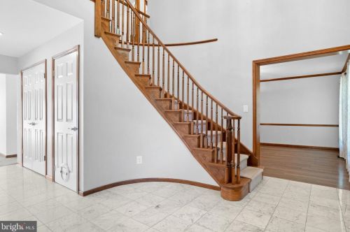 1 Madison Ct, Southampton NJ  08088-9046 exterior