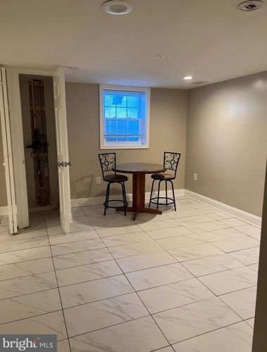 12115 Valleywood Dr, Silver Spring MD 20902-2239 exterior